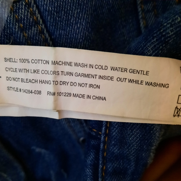 ❤️ ❤️Ashley Vintage Charm, Denim Jacket , size  L. - Picture 6 of 6